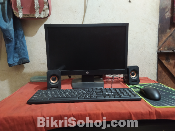 ফুল সেটাপ বিক্রি হবে টেবিল সহ
